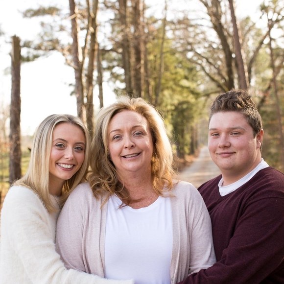 Meet your Posher, Faith - Picture 1 of 1